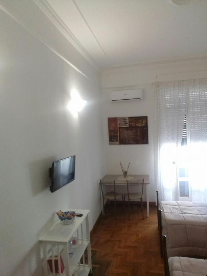 Toledo Street B&B Наполи Екстериор снимка