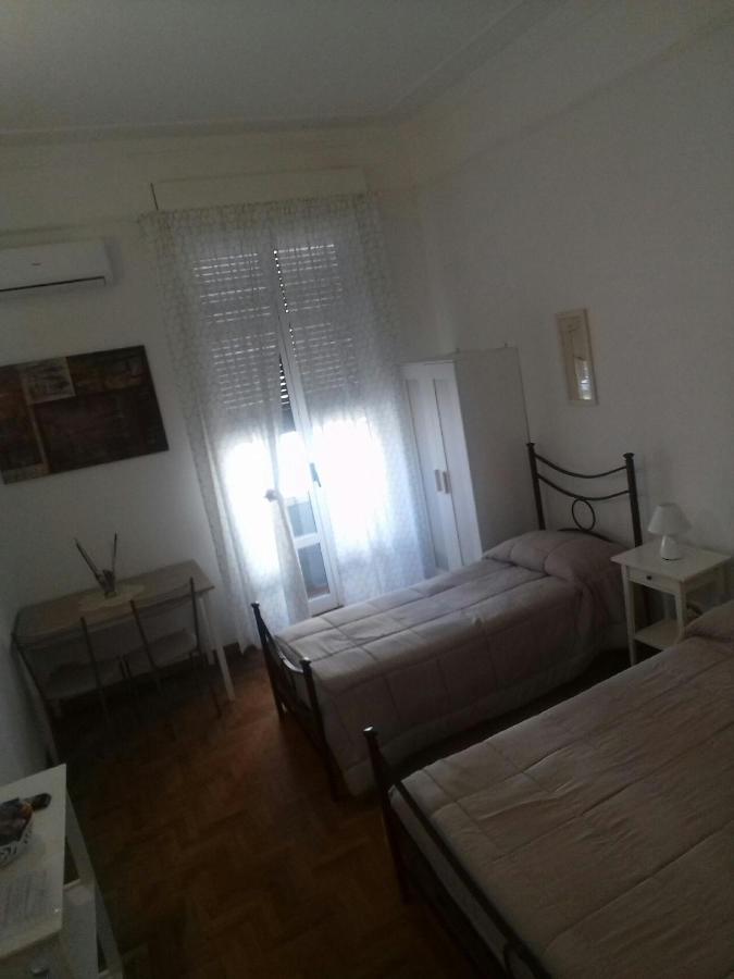 Toledo Street B&B Наполи Екстериор снимка