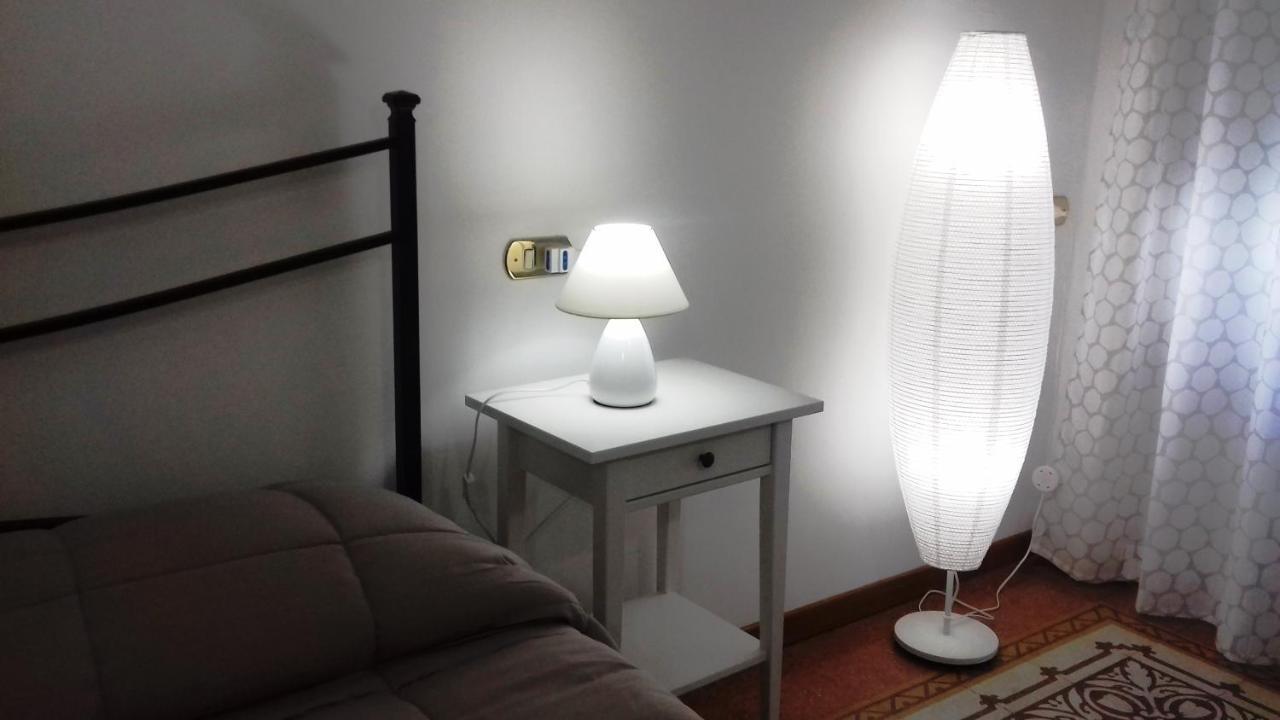Toledo Street B&B Наполи Екстериор снимка