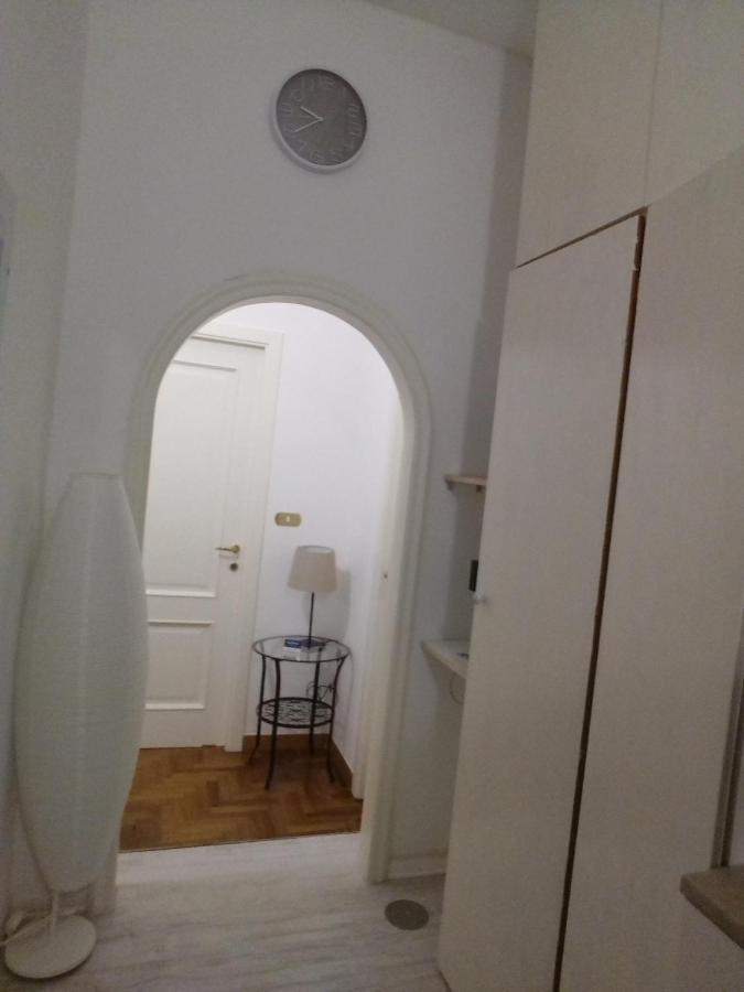 Toledo Street B&B Наполи Екстериор снимка