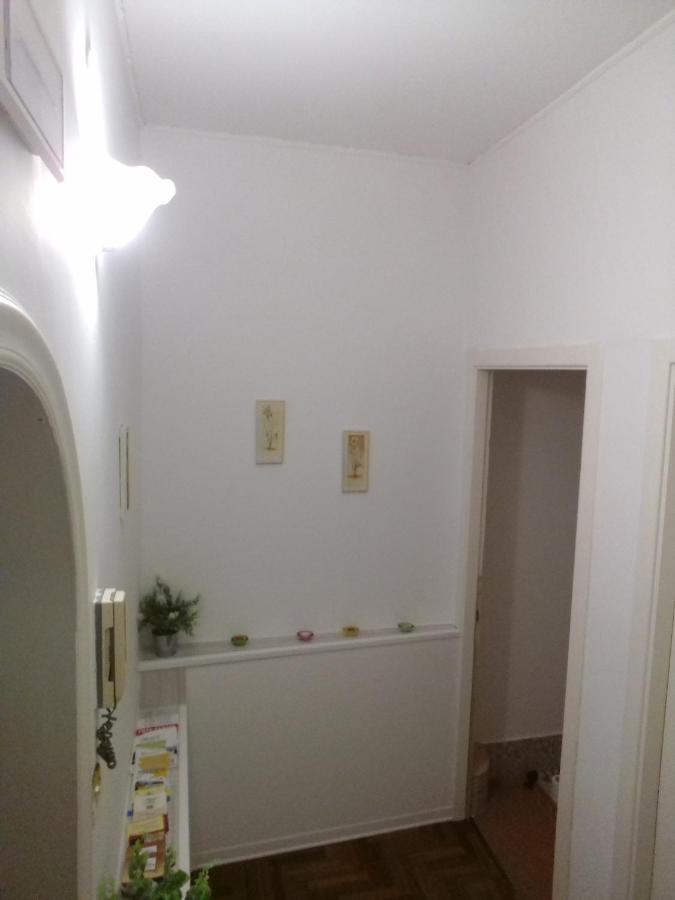 Toledo Street B&B Наполи Екстериор снимка
