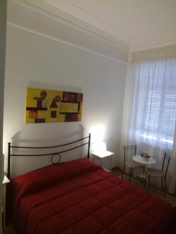 Toledo Street B&B Наполи Екстериор снимка